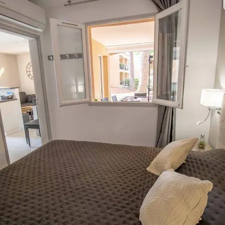 شقة Very Nice 35 M With Gardenterrace And Pool Saint-Raphaël